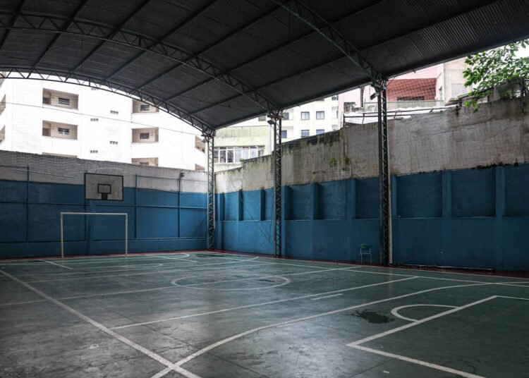 Escolas registram ruído semelhante ao de turbina de avião – 01/01/2025 – Educação Escolas registram ruído semelhante ao de turbina de avião – 01/01/2025 – Educação